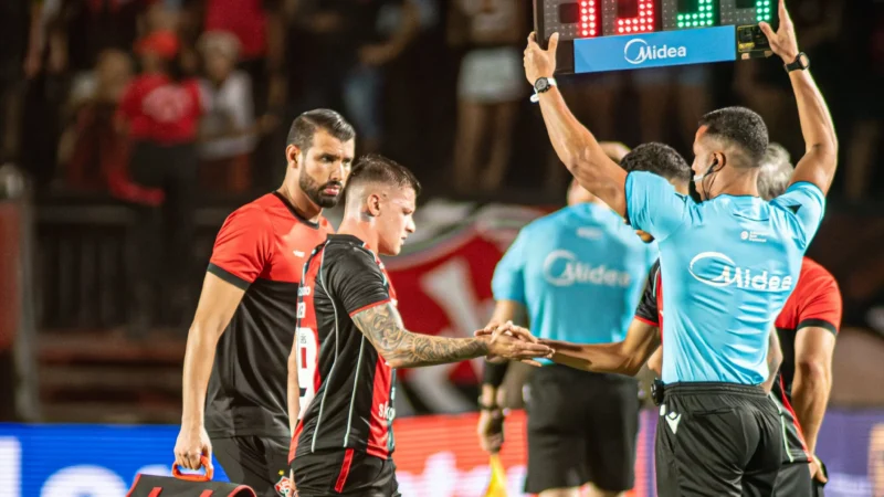 lesionados-vitoria-desfalca-titulares-contra-flamengo-rio