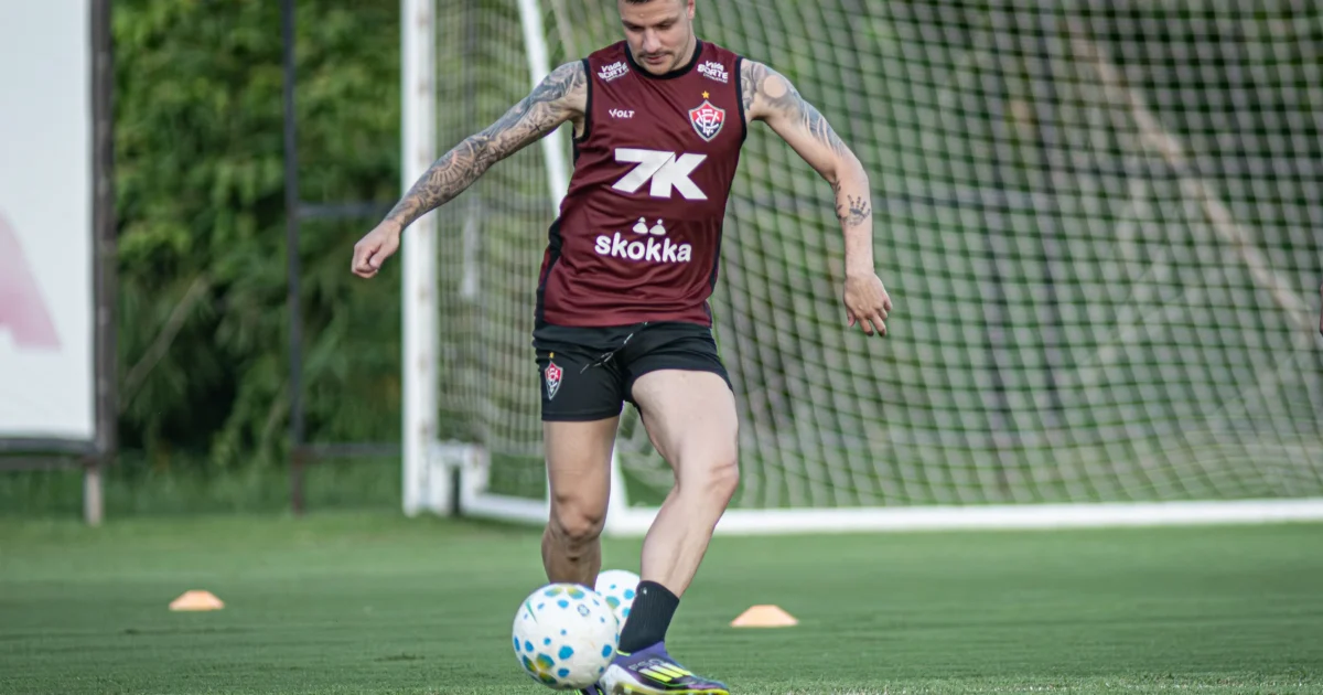 Por que Renato Kayzer foi poupado contra o Cruzeiro? Entenda a decisão