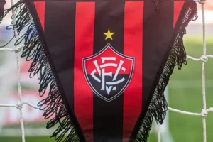 Vitória esclarece ações de ex-atletas e cita cobranças indevidas