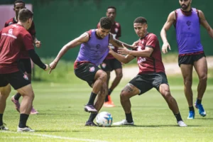 Renê fora confirmado: Vitória arma defesa reforçada para Aracaju