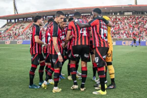 vitoria-perde-dois-titulares-para-encarar-sao-paulo-brasileirao