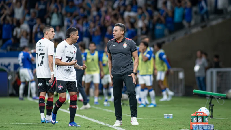 vitoria-visita-chapecoense-pior-visitante-brasileirao