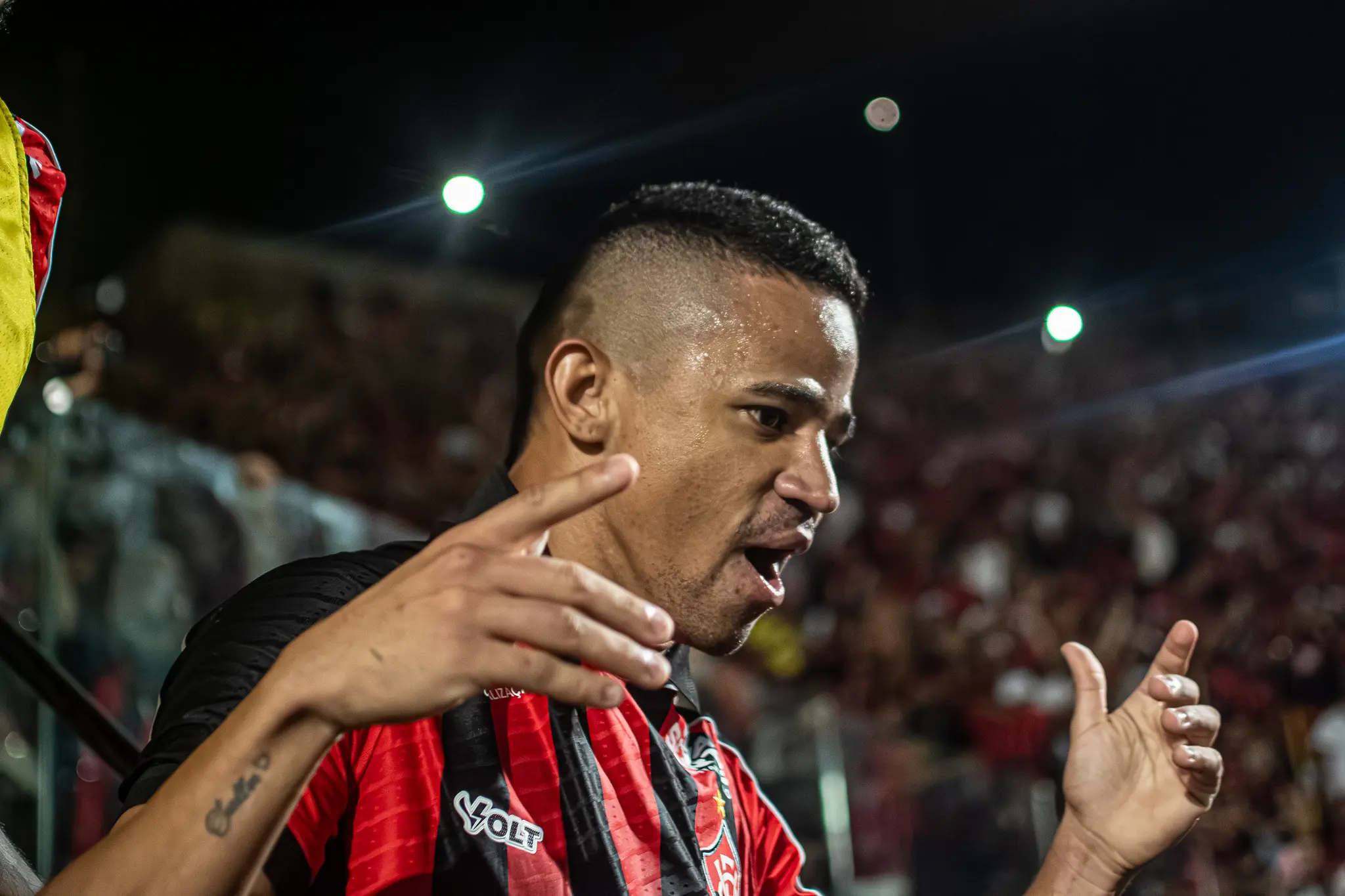 Image de l'article :Erick é punido pelo STJD e desfalca o Vitória contra o Fluminense