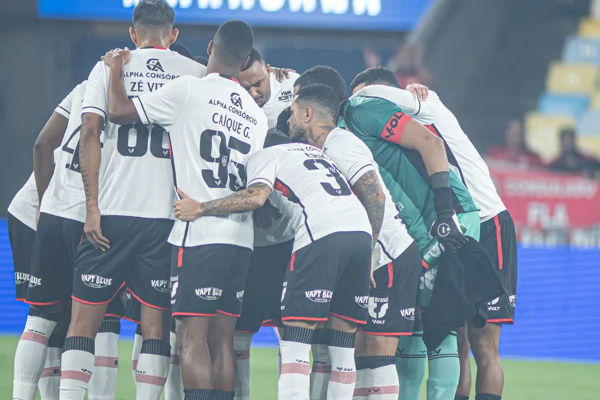 Imagen del artículo:Jair Ventura confirma Vitória com força máxima contra o Confiança na Copa do Nordeste