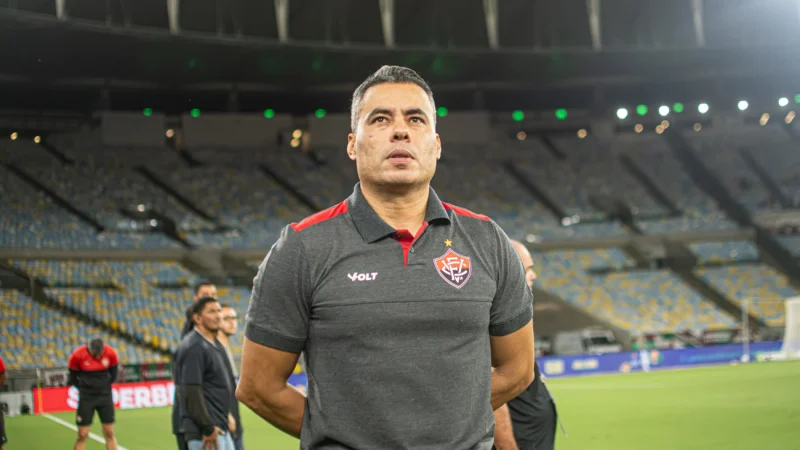 Jair Ventura vê jogo "espetacular" do Vitória em empate com Fluminense: qual opção compensa mais agora