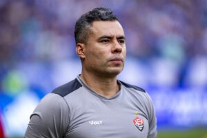 Jair Ventura, treinador do Esporte Clube Vitória — perfil 2026