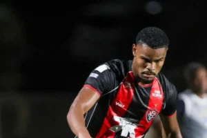 Nathan Mendes sai lesionado; Santos x Vitória muda para 20h