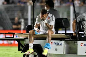 Santos perde Neymar e Gustavo Henrique para duelo com o Vitória