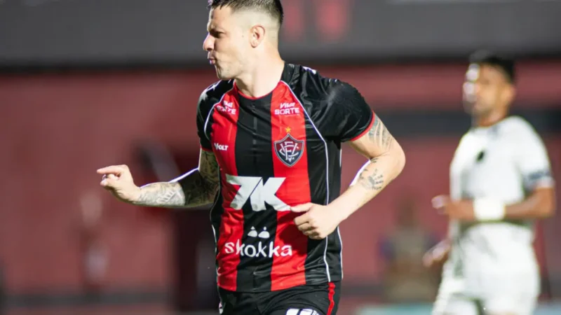 Vitória vira no fim, vence ABC por 4 a 3 e vai à final do Nordestão