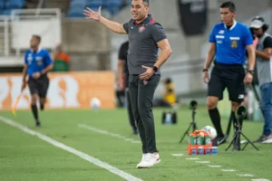 Nathan e Ramon lesionados: Vitória precisa se reinventar para jogo decisivo
