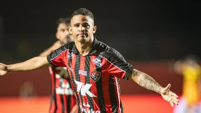 Vitória venceu o Flamengo por 2 a 0 no Barradão