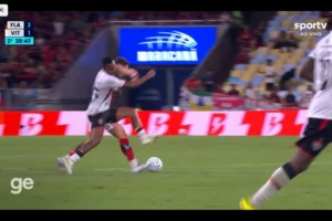 Vitória conhece árbitro do jogo decisivo contra o Flamengo: Raphael Claus apita no Barradão