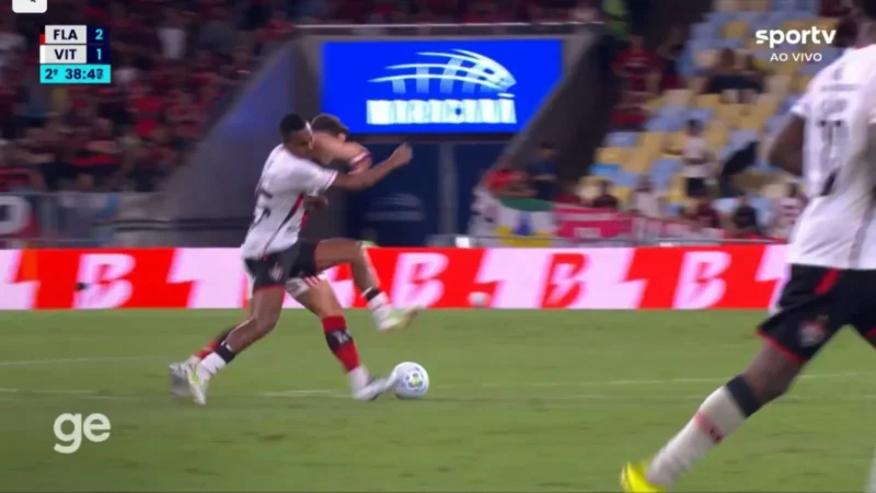 Raphael Claus apita Vitória x Flamengo Copa do Brasil