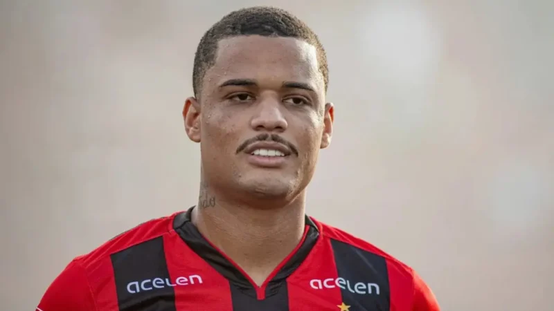 Vitória pode faturar R$ 11 mi: Janderson na mira do Botafogo; veja