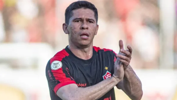 Vitória renova Osvaldo por 6 meses: ídolo assume cargo em 2027; veja