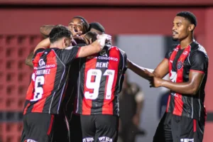 Vitória enfrenta Athletico-PR: oitavas Copa do Brasil; veja datas