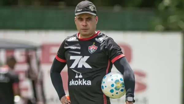 Vitória descarta Belmonte: 4 posições em julho na mira do Leão; veja