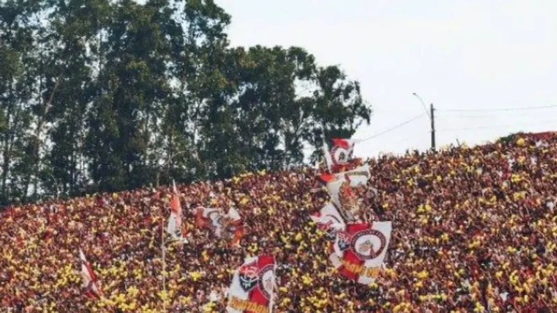 Vitória x Fortaleza neste sábado: telão, check-in e onde assistir