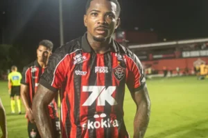 Vitória negocia saída de Neris: Ceará e Remo disputam; veja