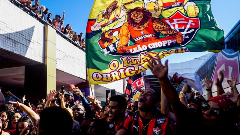Vitória no penta: ônibus atacado antes da final; veja o que aconteceu