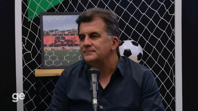 Vitória anuncia sete saídas: busca lateral para julho; veja os nomes