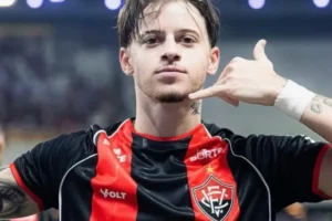 Vitória vai à final com Tarzia em alta: 4 gols na temporada; veja