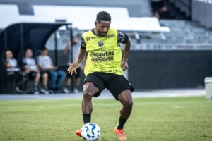 Vitória recebe Fabiano Souza: ‘Vim para acrescentar’