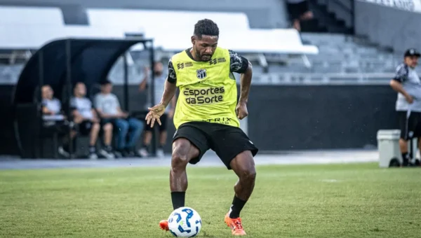 Vitória recebe Fabiano Souza: ‘Vim para acrescentar’