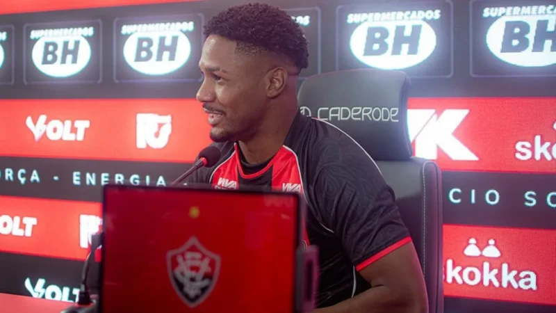 Vitória tem 4 opções na lateral direita; confira o plano de Ventura