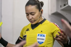 Vitória x Athletico-PR: CBF define arbitragem da Copa do Brasil