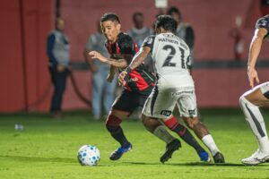 Leão segura 0 a 0 com Corinthians e mantém cinco jogos invicto na Série A