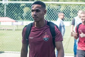 Vitória empresta o volante Zé Breno ao Torreense, de Portugal