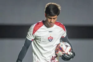Vitória libera goleiro da base: Herdy vai jogar nos EUA