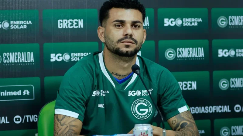 Willean Lepo, lateral-direito que pertence ao Esporte Clube Vitória