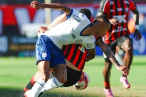 Ba-Vi neste domingo: ídolo do Vitória dá conselho a Renê; veja a frase