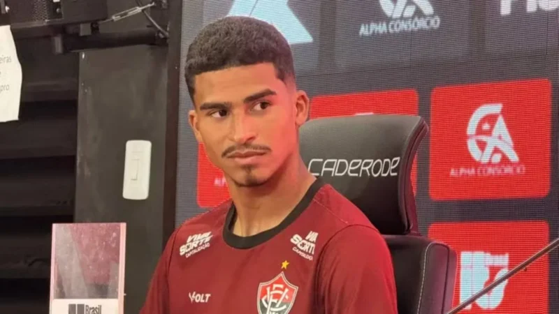 Vitória tem duelo inédito de 9 no Ba-Vi: Renê x Alejo Veliz
