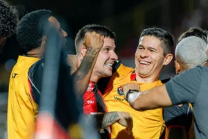 Vitória pode perder Kayzer de graça; veja o que muda em setembro