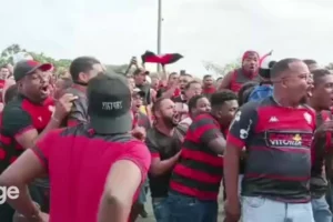 Vitória tem maratona de viagens: Vasco e Atlético-MG em 5 dias