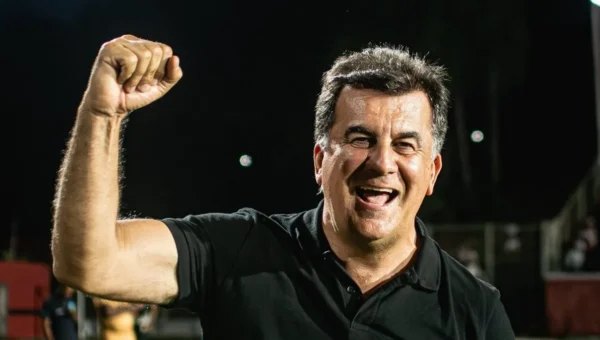 Vitória é multado pelo STJD: Mota absolvido, veja a pena de Cacá