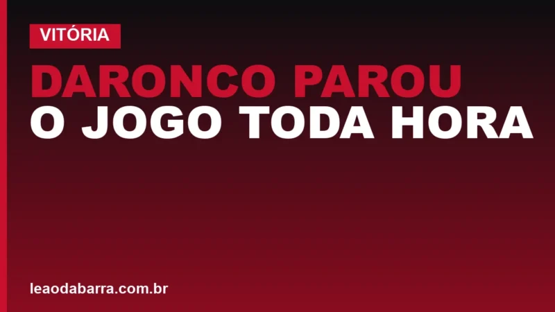 Daronco parou o jogo toda hora e o Maracanã não perdoou