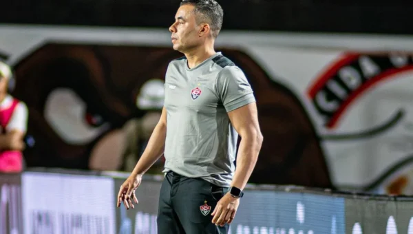 Jair Ventura no Vitória: quem é, aproveitamento e a carreira completa