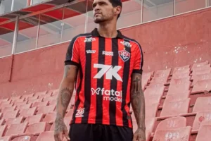Vitória acerta 6º reforço da janela: zagueiro do Gama; veja o acordo
