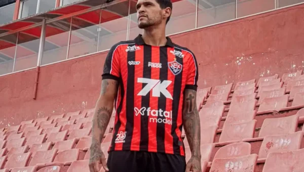 Vitória acerta 6º reforço da janela: zagueiro do Gama; veja o acordo