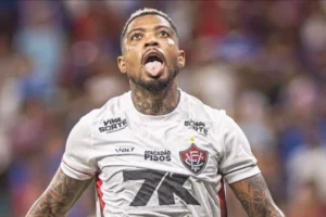 Vitória divulga boletim médico: 7 jogadores fora; veja quem são