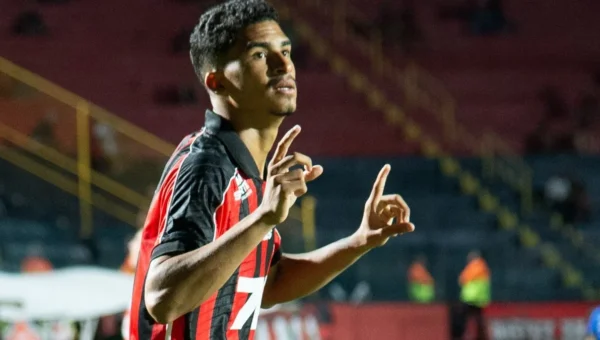 Vitória abre 2 a 0 e cede empate ao Mirassol; veja os gols