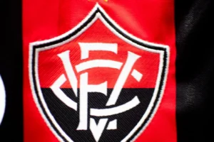 Vitória tem novo transfer ban; veja a dívida de R$ 580 mil